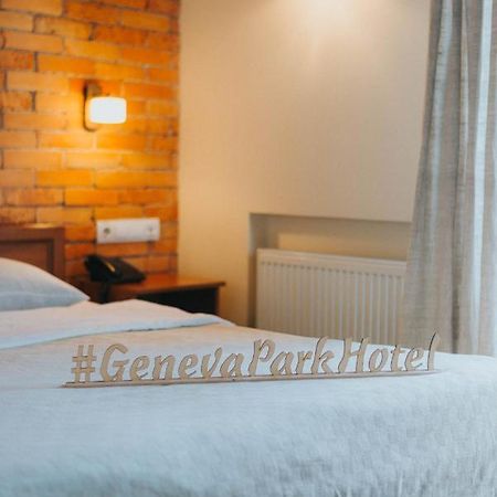 Geneva Park Hotel Οδησσός Εξωτερικό φωτογραφία
