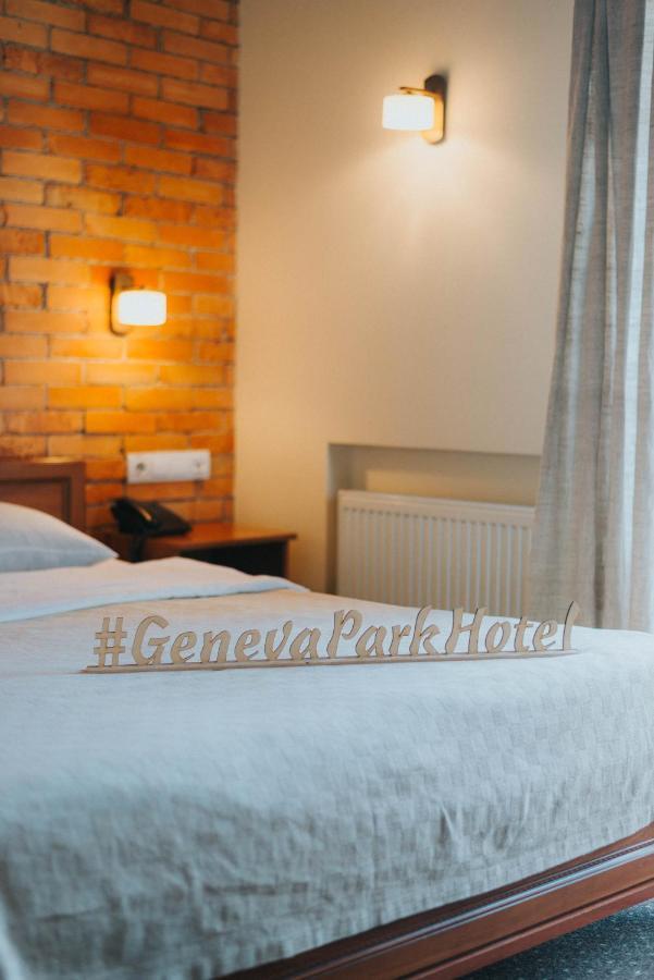 Geneva Park Hotel Οδησσός Εξωτερικό φωτογραφία